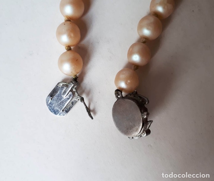 Nuevo: COLLAR DE PERLAS CON CIERRE PLATEADO Y PIEDRA VERDE - Foto 4