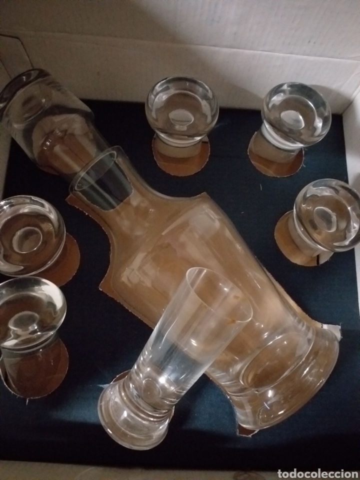 Nuevo: juego licorera cristal con 6 vasitos - Foto 2