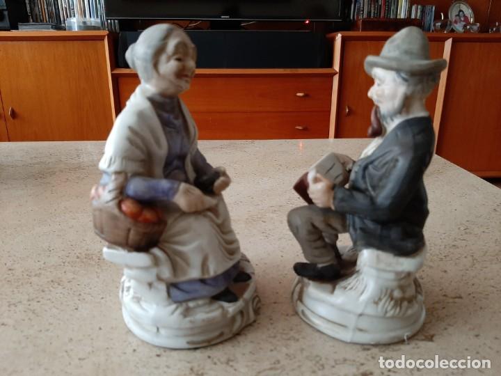 Nuevo: Pareja de ancianos de ceramica - Foto 3