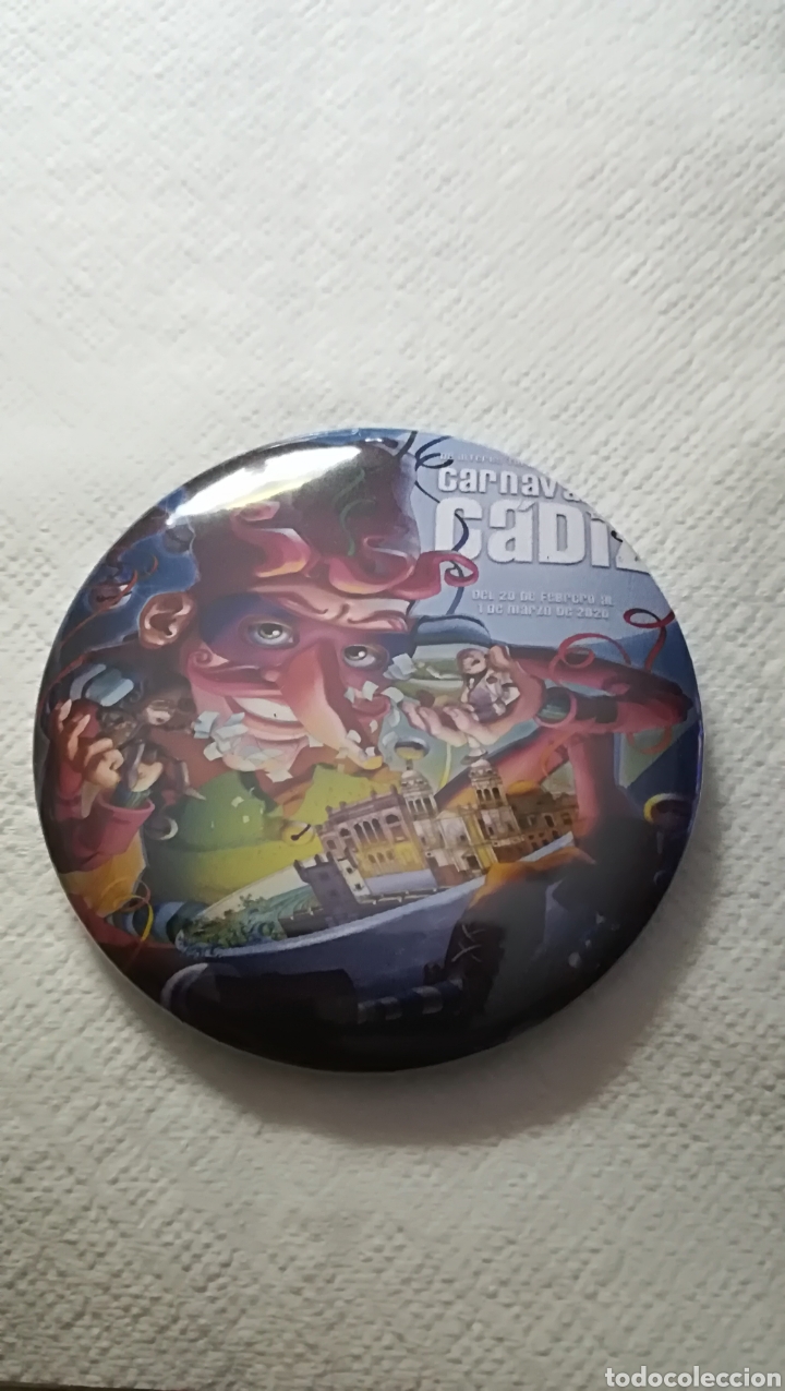 Nuevo: CHAPA DE 58 mm DEL CARNAVAL DE C&Aacute;DIZ 2020