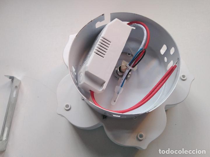 Nuevo: Plaf&oacute;n led con forma de flor - Foto 3