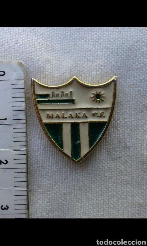 Nuevo: PIN ANTIGUO MALAGA CF - Foto 1