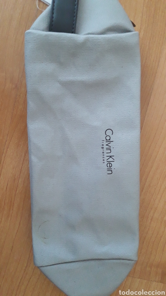 Neuf: NECESER SIN ESTRENAR DE CALVIN KLEIN