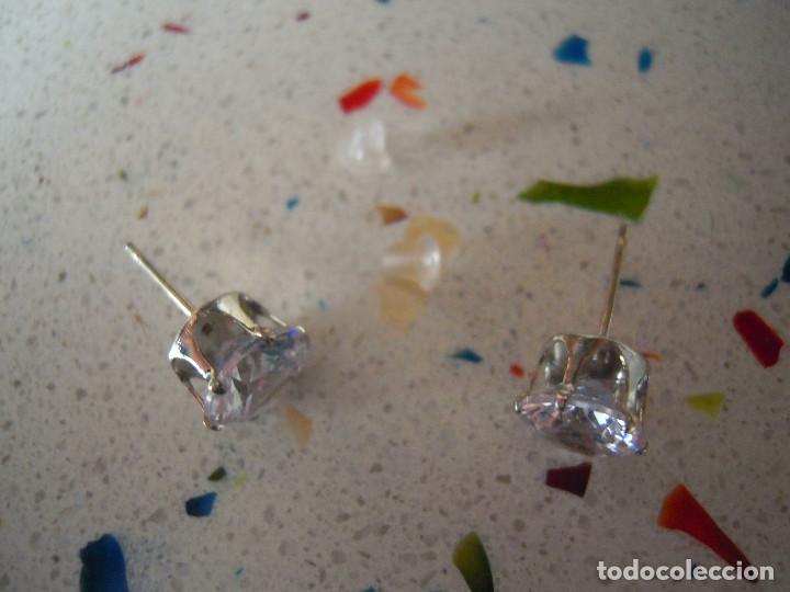 Nuevo: Peque&ntilde;os pendientes bisuter&iacute;a brillantes - Foto 1