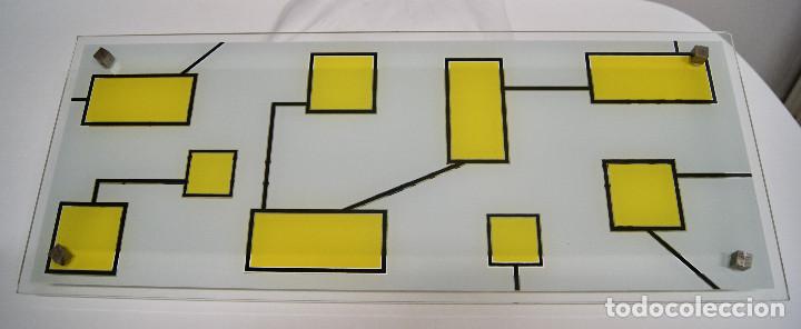 Nuevo: plaf&oacute;n de cristal y dibujos en amarillo - Foto 1