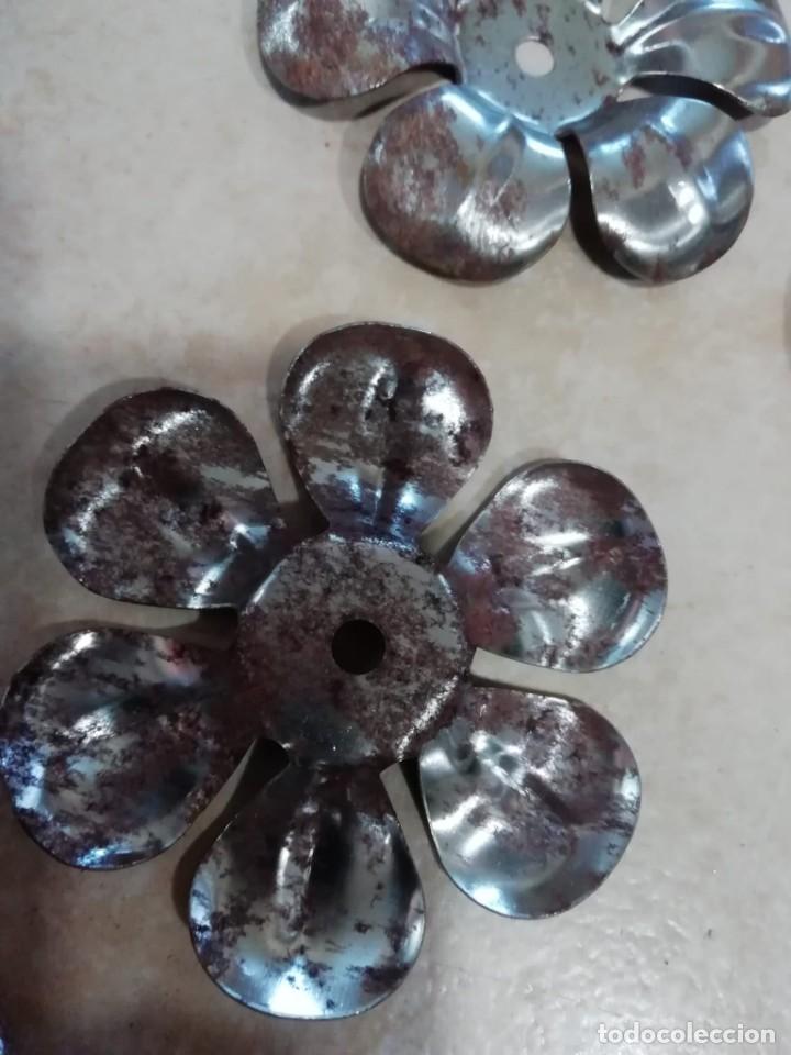 Nuevo: 13 flores de chapa - Foto 3