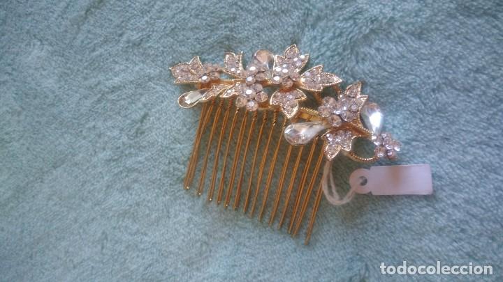 Neu: BONITA PEINETA DORADA DE PEDRER&Iacute;A SIN ESTRENAR