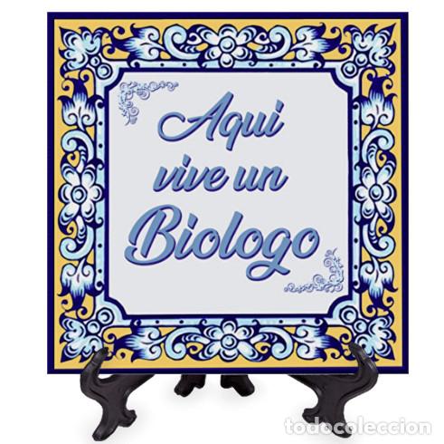 Nuovo: Azulejo 20x20 ctm con el texto Aqui vive un Biologo mod: azul