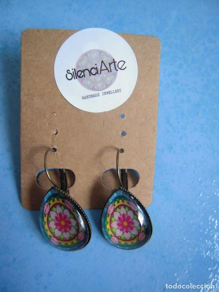 Nuevo: Pendientes artesanales mandala multicolor - Foto 1