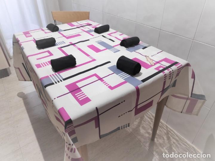 Nuevo: Mantel y servilletas para 6 personas - Foto 1