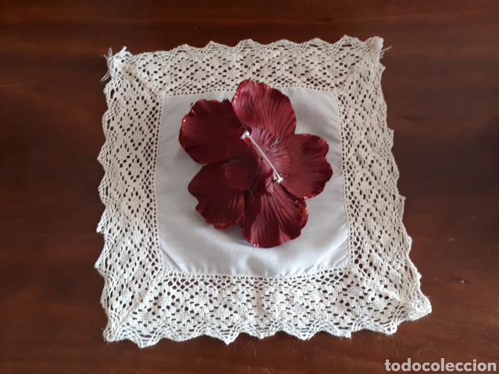 Nuevo: Flor de tela broche roja - Foto 2