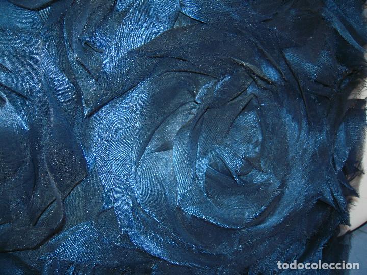 Nuevo: Coj&iacute;n azul flores - Foto 6