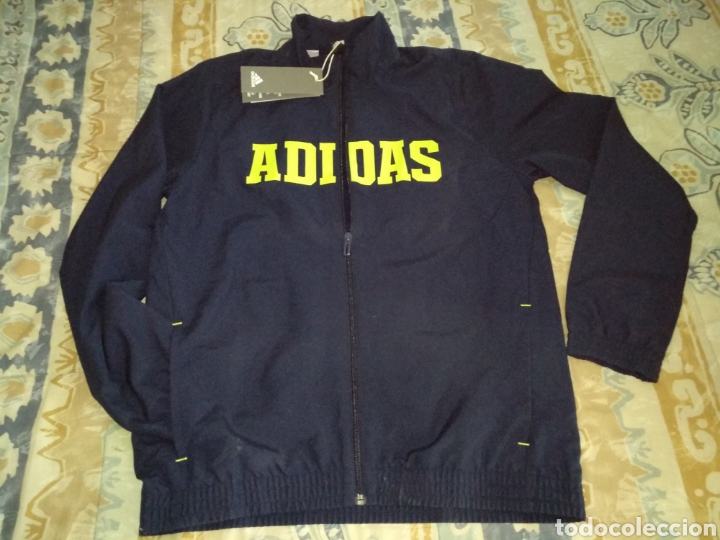 Nuevo: CAZADORA ADIDAS ORIGINAL. NUEVA