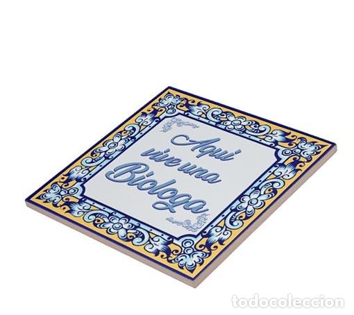 Neu: Azulejo 20x20 ctm con el texto Aqui vive una Biologa mod: azul