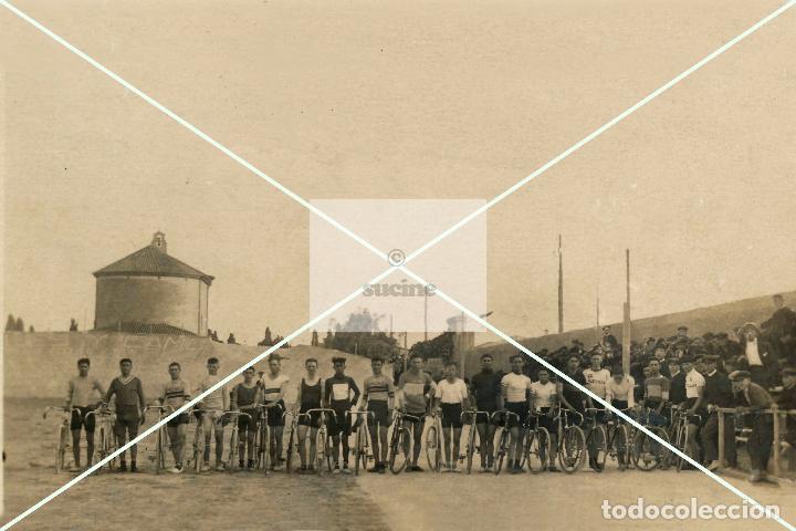 Nuevo: FOTOGRAFIA DE LA BICICLETA COMO TEMA PRINCIPAL - Foto 1