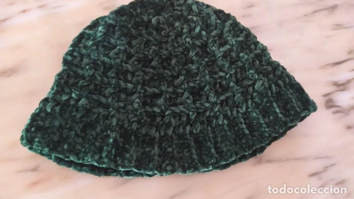 Nuevo: Gorro de crochet hecho a mano sin estrenar verde - Foto 1