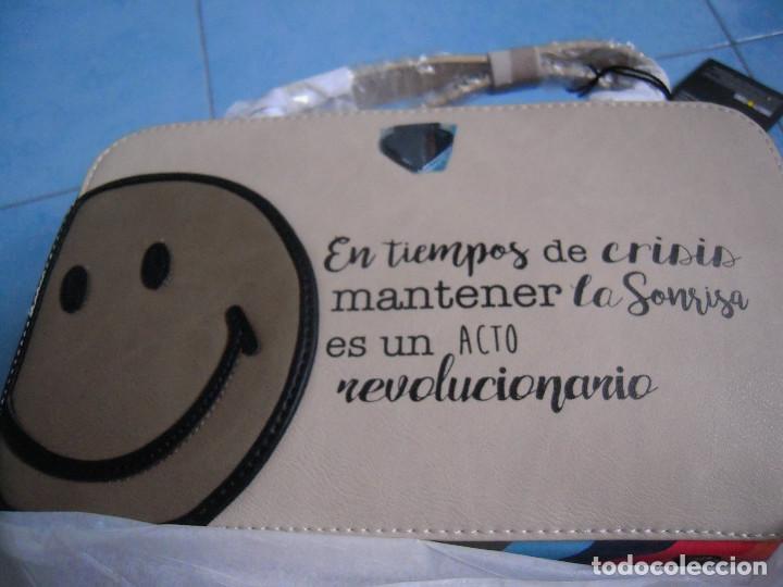 Nuevo: Bolso bowling Smiley - Foto 7