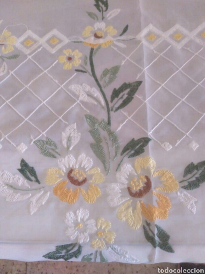 Nuevo: Mantel de organza bordado - Foto 3