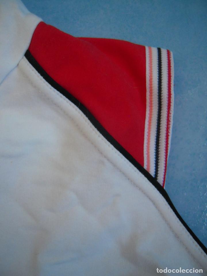 Nuevo: Sudadera capucha sin mangas talla peque&ntilde;a - Foto 5
