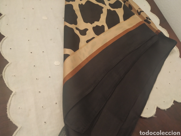 Nuevo: Pa&ntilde;uelo comprado en boutique - Foto 2