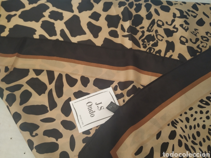 Nuevo: Pa&ntilde;uelo comprado en boutique - Foto 3