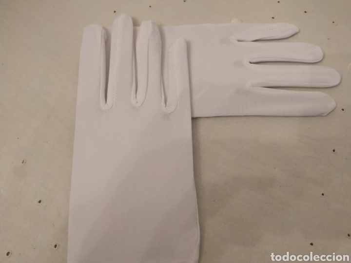 Nuevo: Guantes blancos comprados boutique - Foto 1