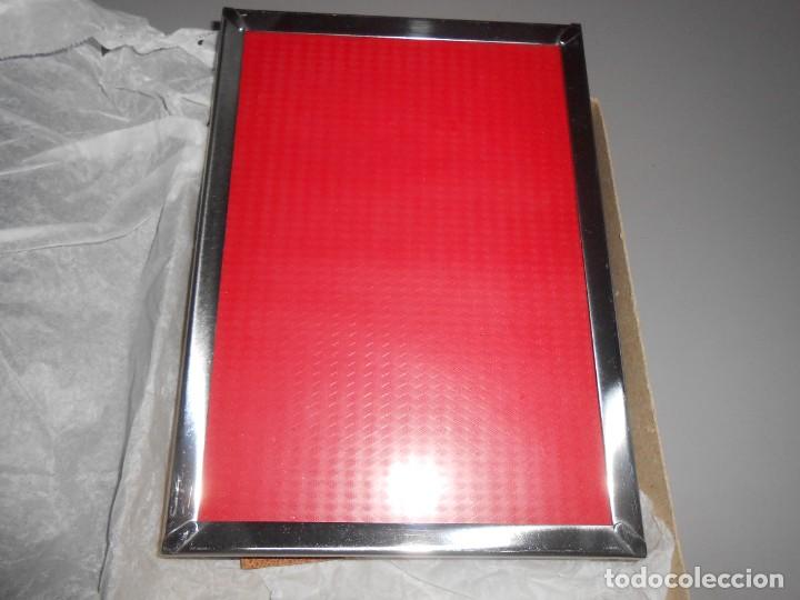 Nuevo: MARCO METAL PLATEADO con cristal - Foto 1