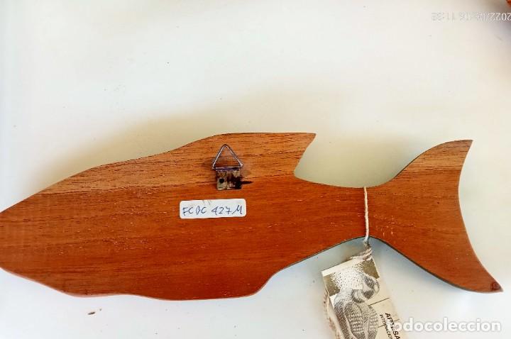 Nuevo: PEZ CARPA TALLADO EN MADERA Y PINTADO - Foto 2