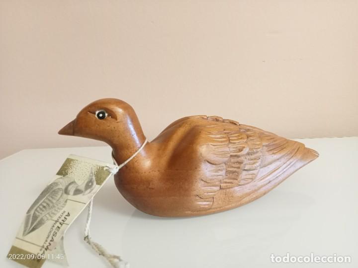 Nuevo: PATO TALLADO EN MADERA - Foto 1