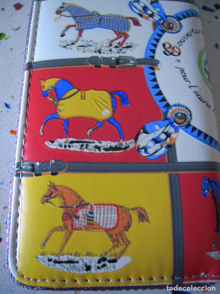 Nuevo: Cartera multicolor caballos - Foto 8