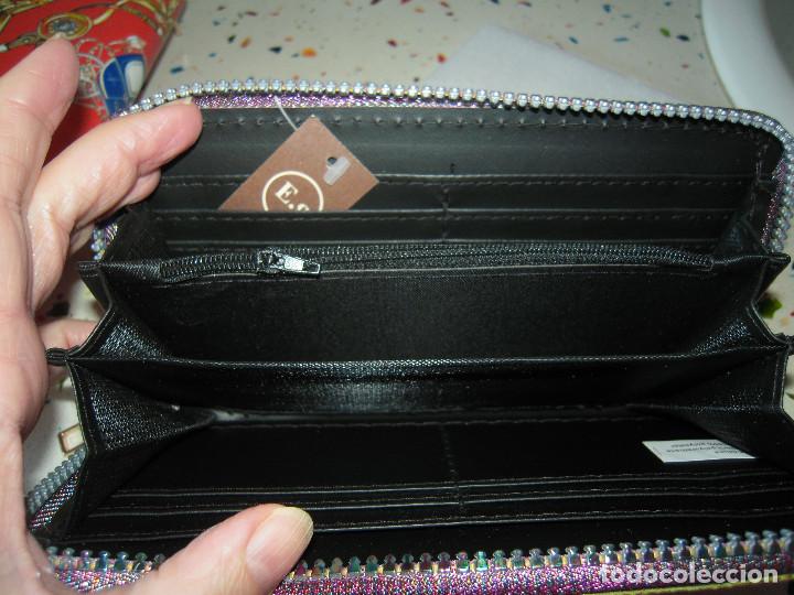 Nuevo: Cartera estampada negra y multicolor - Foto 9
