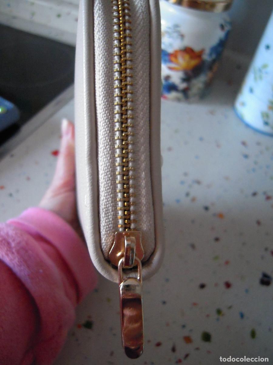 Nuevo: Cartera beis tachas multicolores - Foto 7