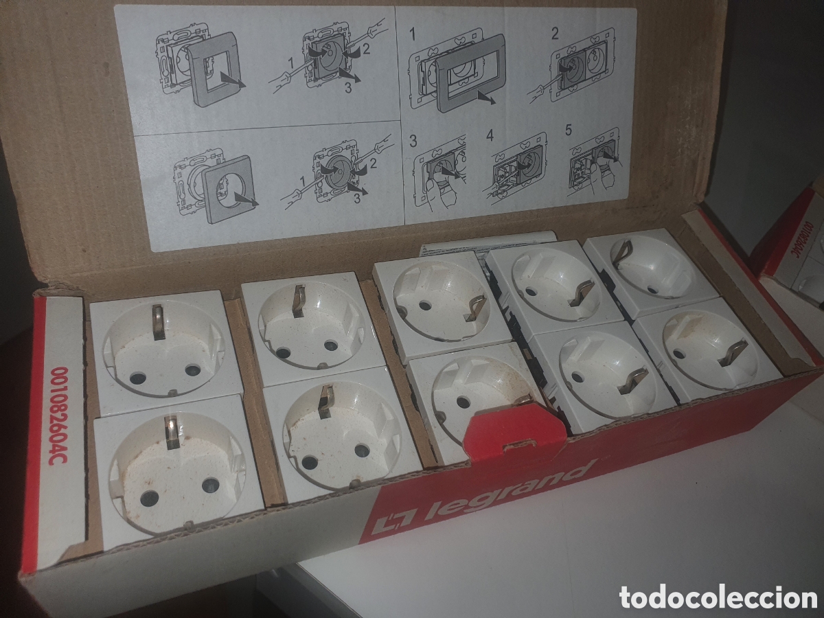Nuevo: 30 mecanismos base de enchufe. - Foto 2