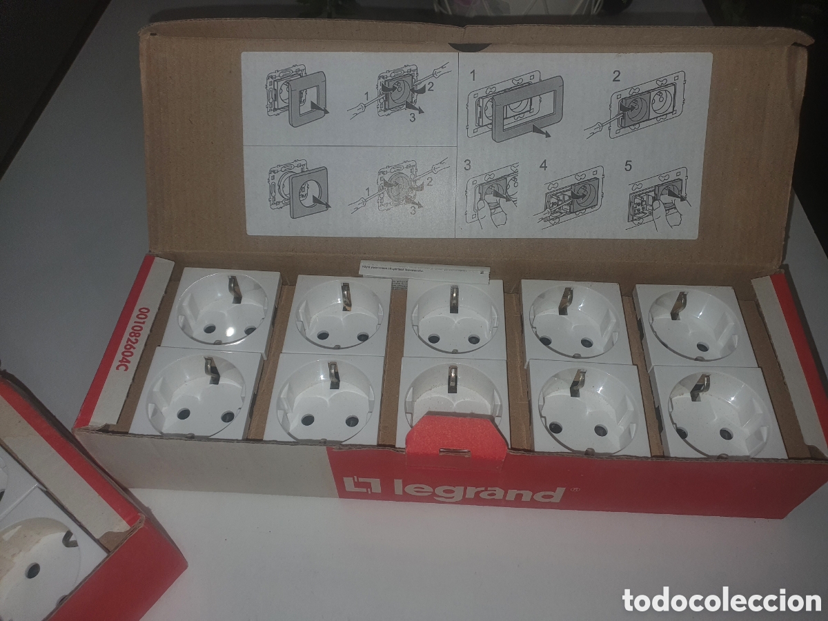 Nuevo: 30 mecanismos base de enchufe. - Foto 3