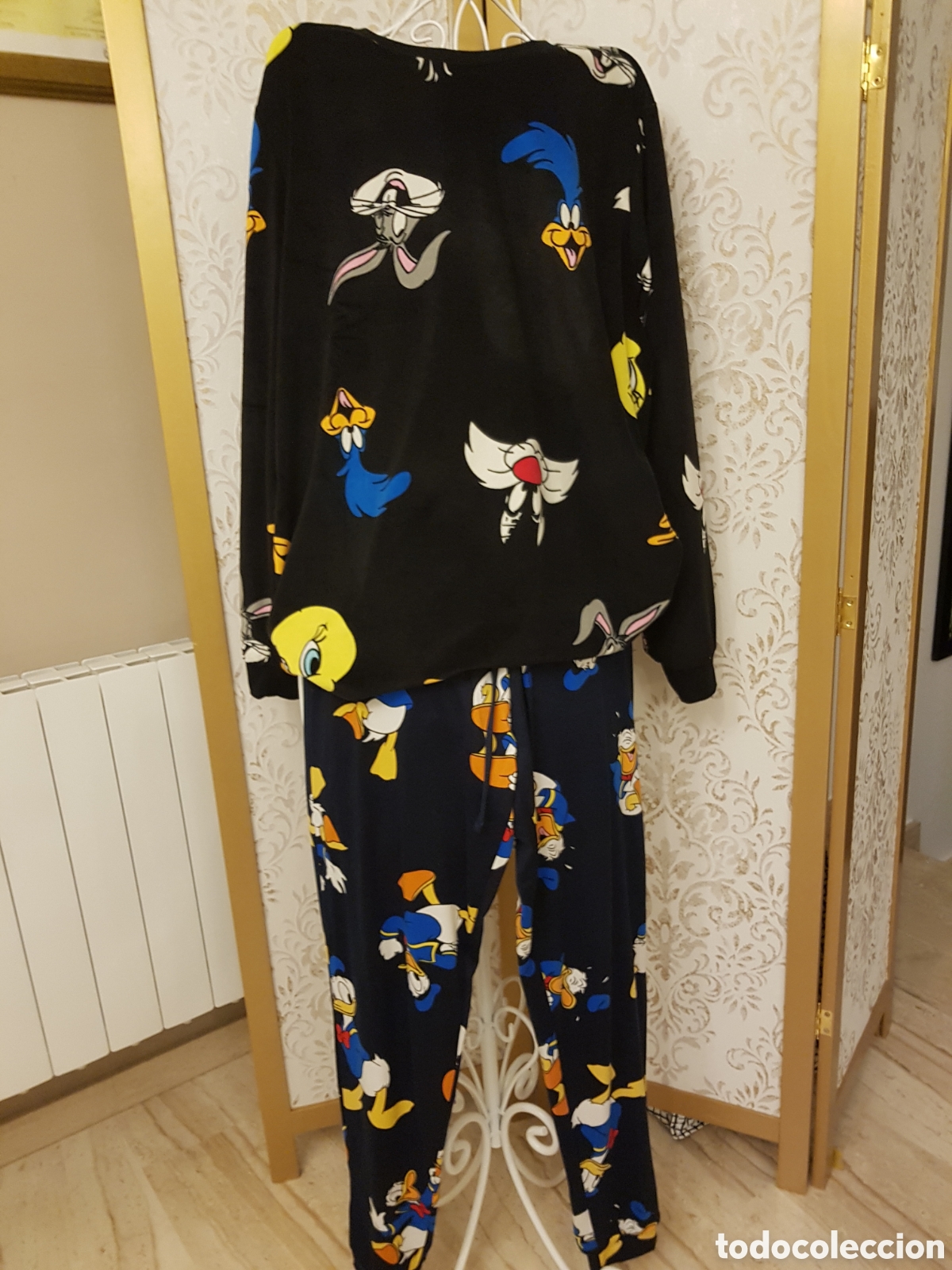 Nuevo: Pijama Looney Tunes - Foto 1