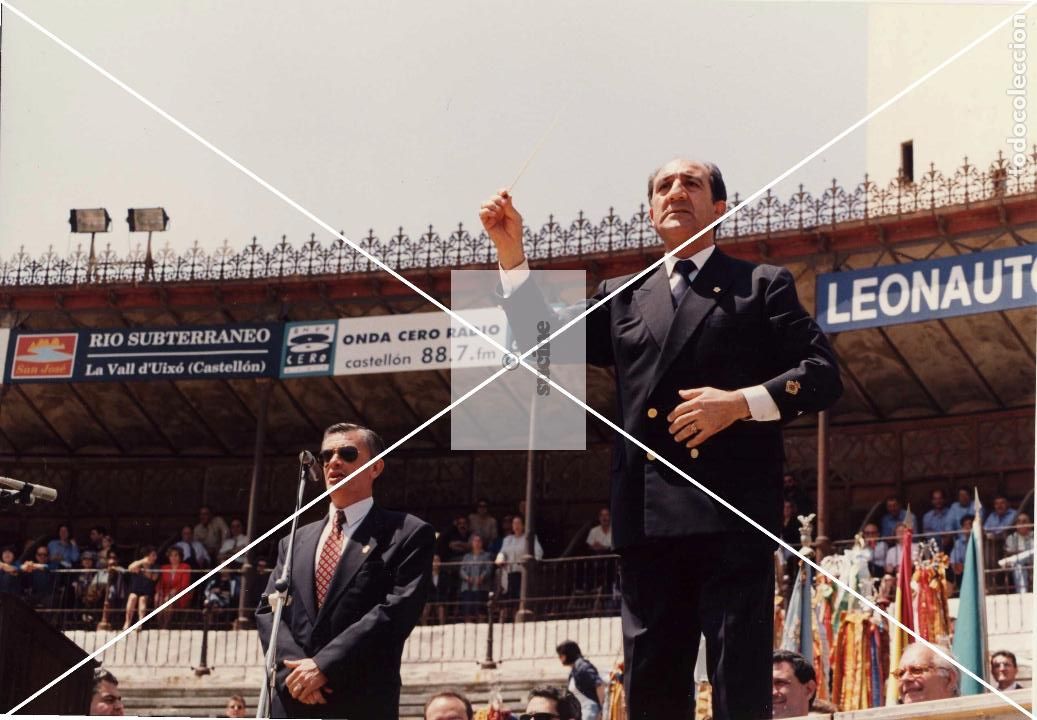 Neuf: CASTELLON EN EL RECUERDO CONCIERTO EN PLAZA DE TOROS CON MOTIVO DEL 75 ANIVERSARIO CORONACION