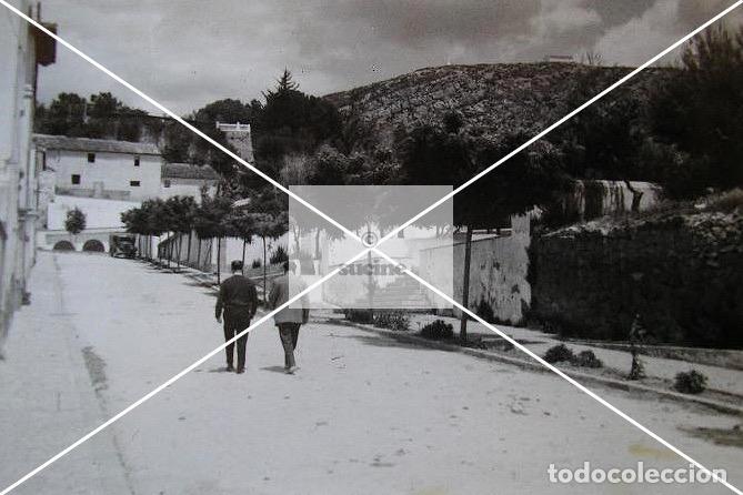 Neuf: CASTELLON EN EL RECUERDO VIVER ASPECTO DE UNA CALLE EN LOS 60