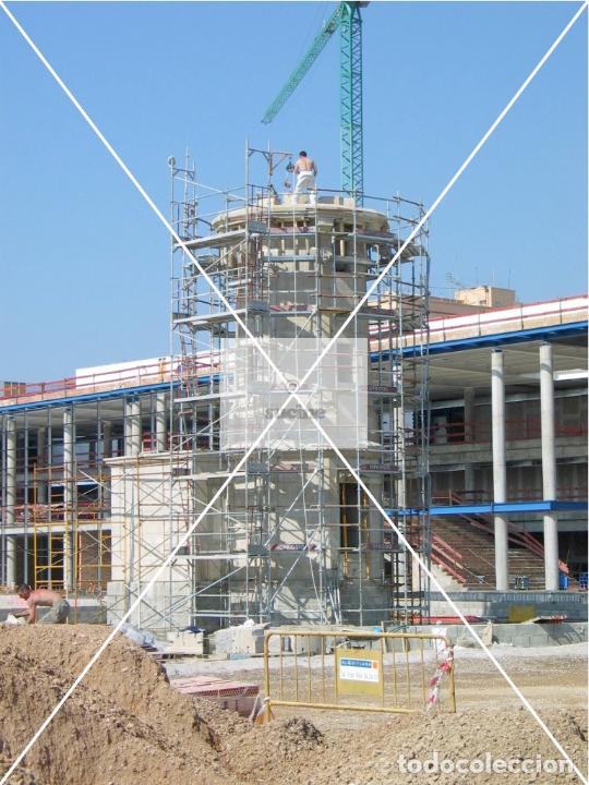 Neu: CASTELLON EN EL RECUERDO, OBRAS DE CONSTRUCCION DE LOS MULTICINES Y MONTAJE ANTIGUO FARO EN EL GRAO
