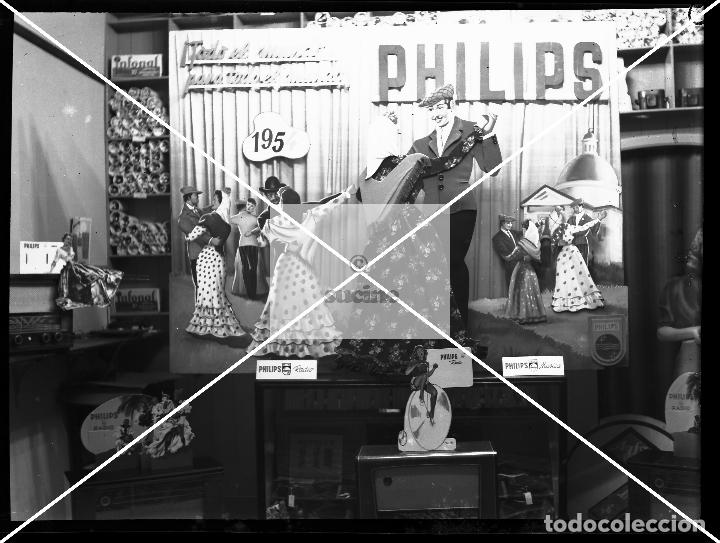 Nuovo: CASTELLON EN EL RECUERDO ESCAPARATE DE CASA CARO DISTRIBUIDOR OFICIAL DE PHILIPS EN LOS 60