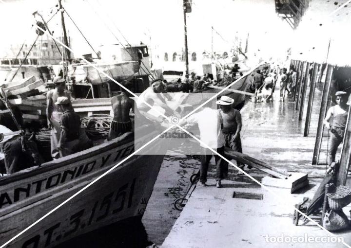 Neu: GENTE DE CASTELLON EN EL RECUERDO LA LONJA DEL GRAO