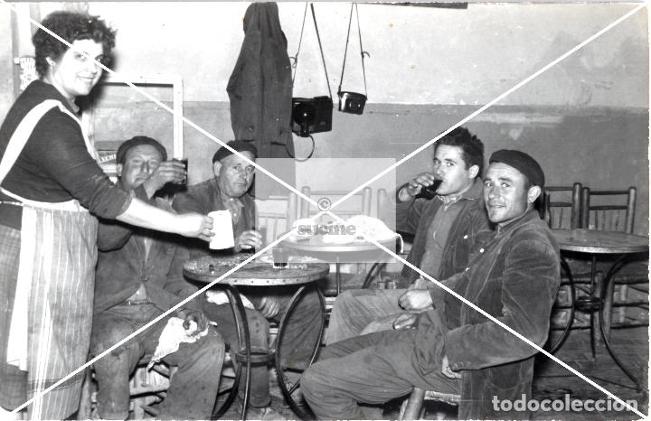 Nuovo: GENTE DE CASTELLON EN EL RECUERDO ANTIGUA TABERNA