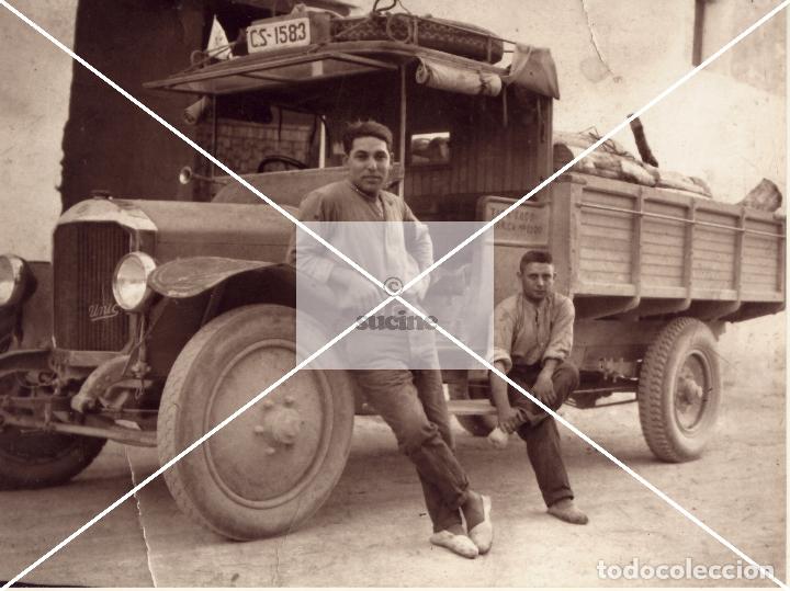 Nuovo: GENTE DE CASTELLON EN EL RECUERDO JOVENES Y CAMIONETA
