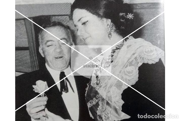 Nuovo: FIESTAS DE LA MAGDALENA CASTELLON EN EL RECUERDO MIQUEL PERIS ENTREGA LA FLOR NATURAL