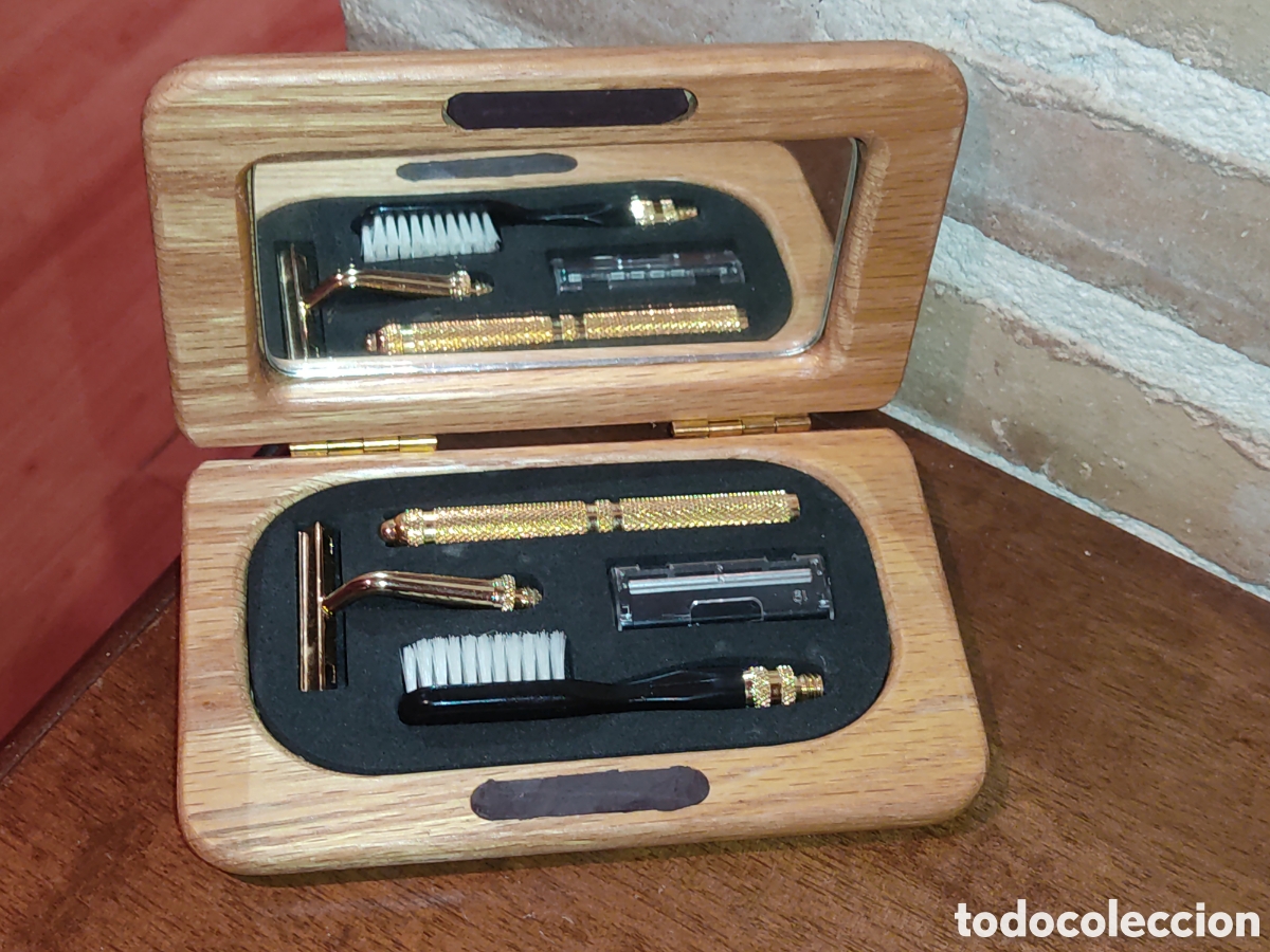 Nuevo: Set de afeitado y aseo de viaje, con caja de madera. - Foto 2