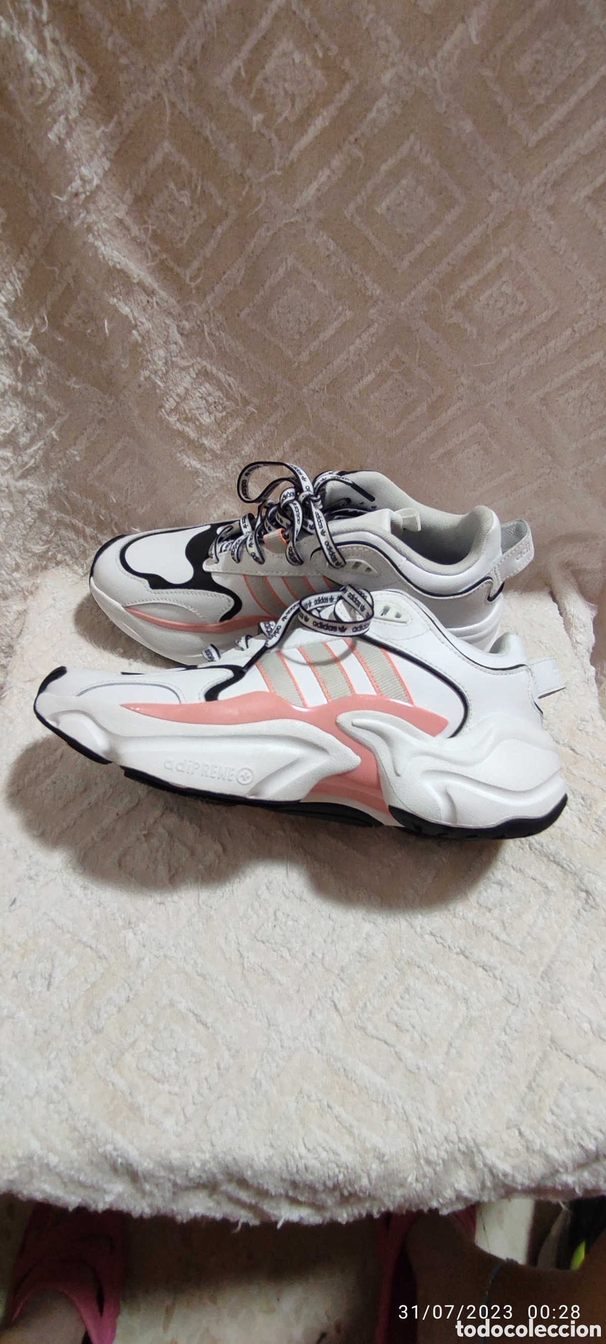 Nuevo: Zapatillas adidas - Foto 5