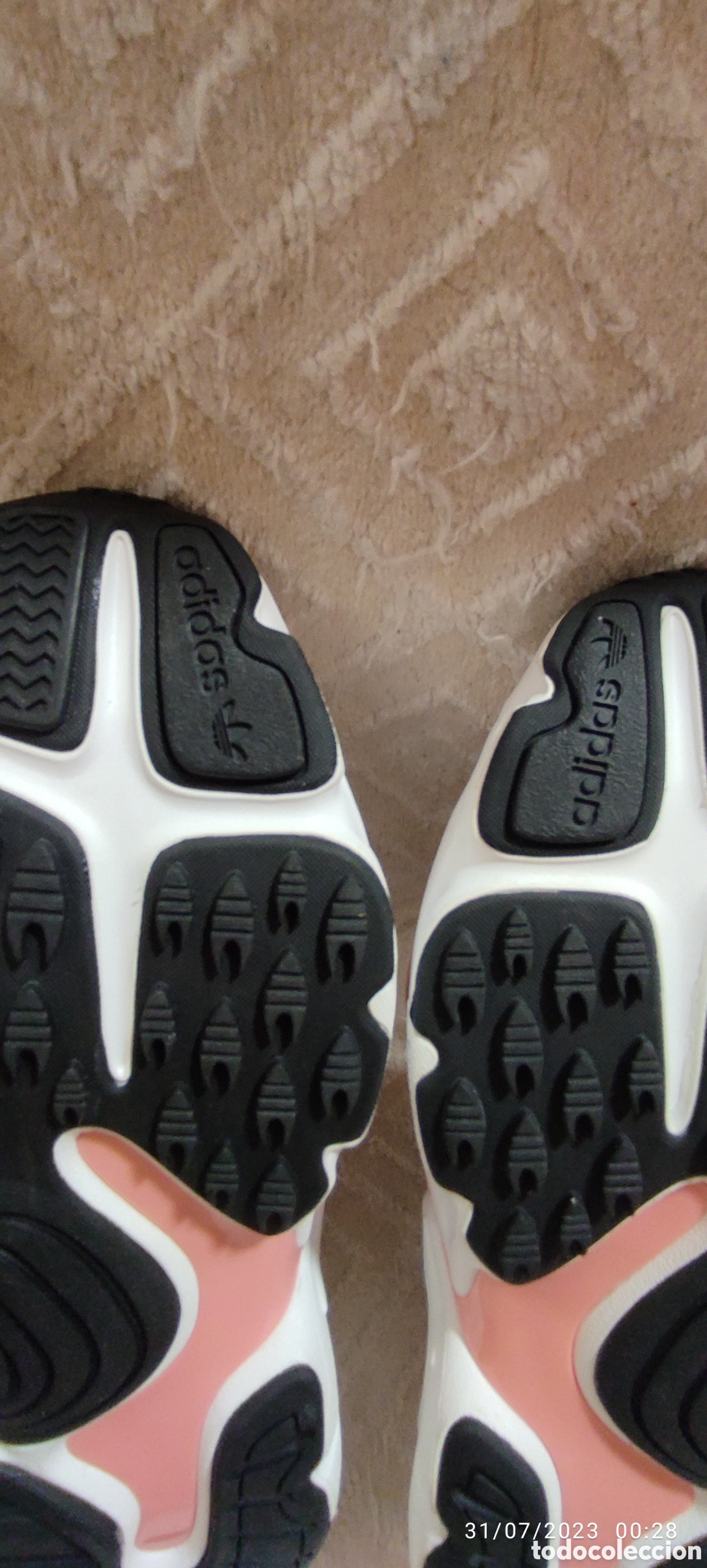Nuevo: Zapatillas adidas - Foto 6