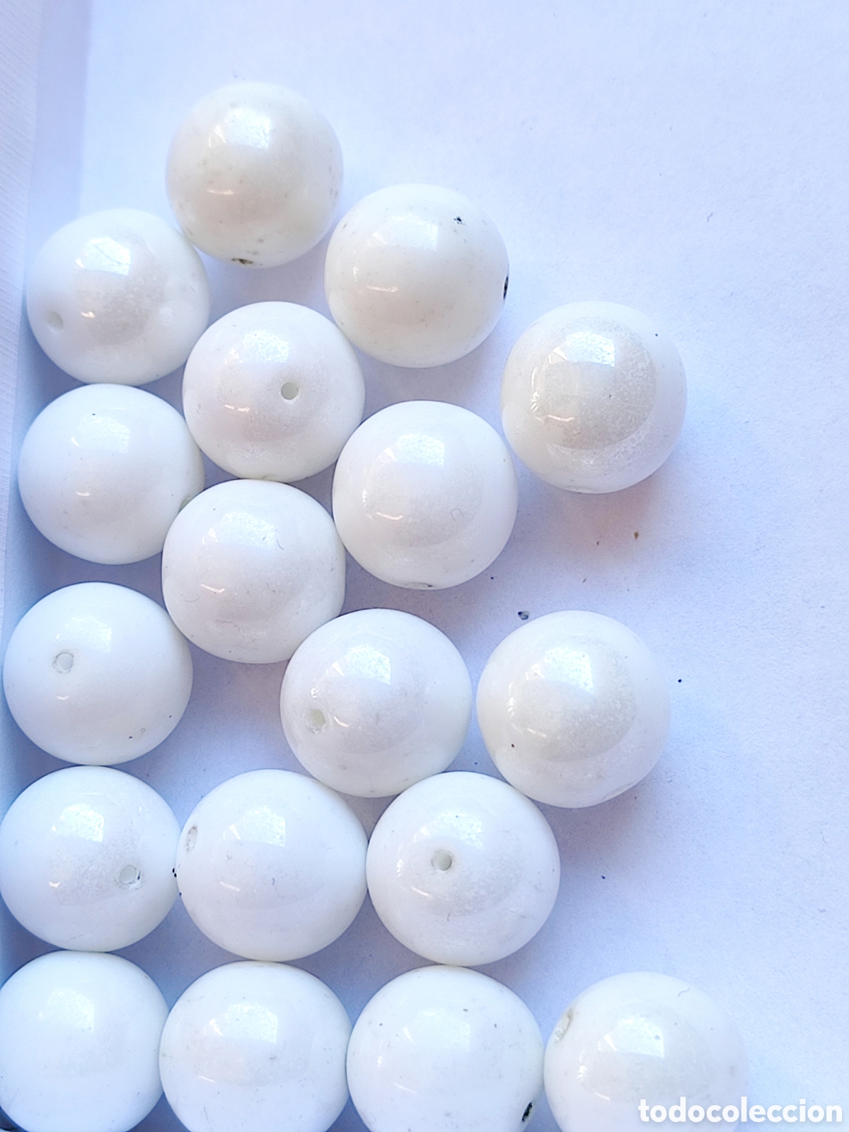 Nuevo: 18 Cuentas blancas brillantes - Foto 1