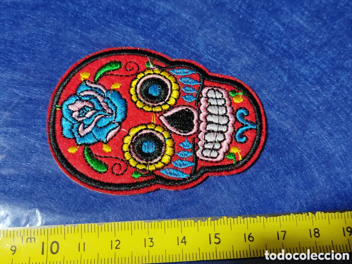 Nuevo: Parche termoadhesivo bordado calavera dia de los muertos. - Foto 2