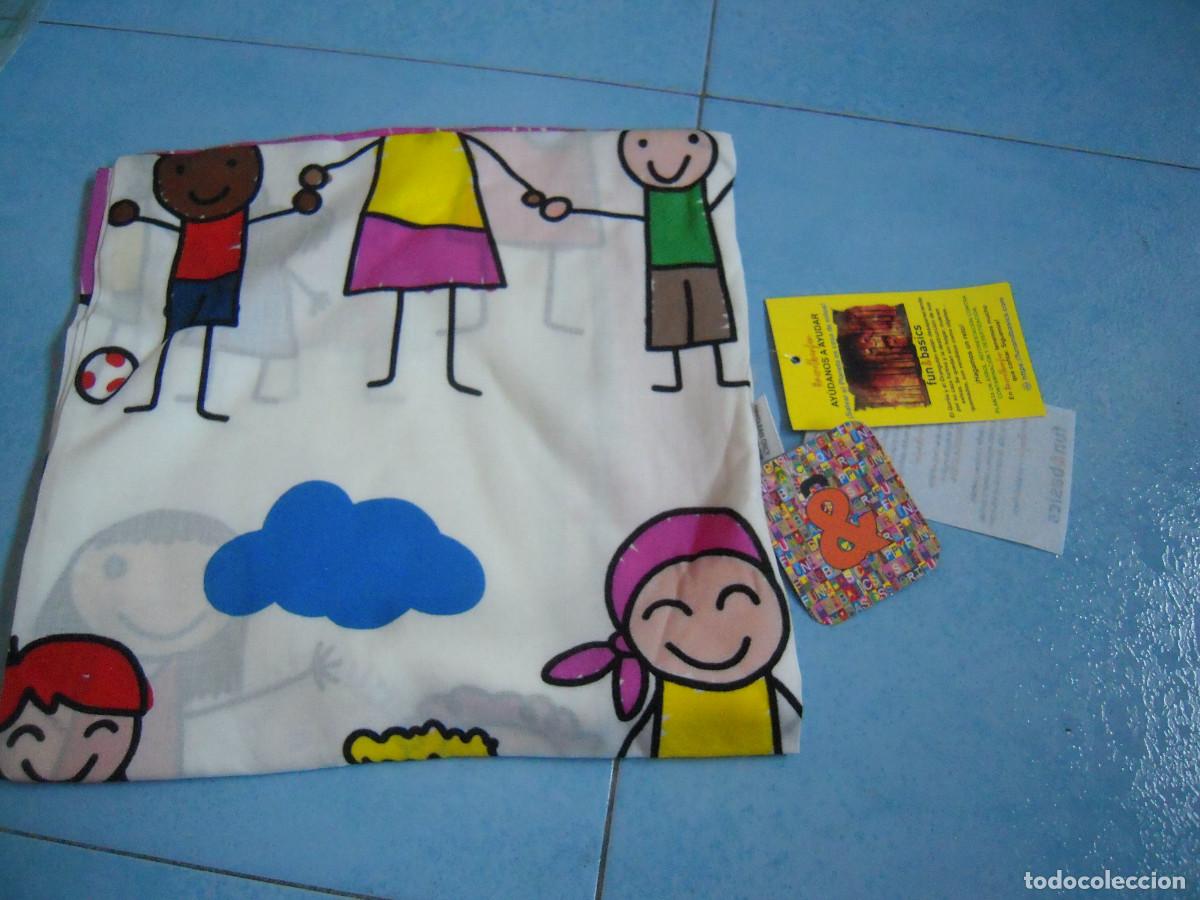 Nuevo: Pa&ntilde;uelo multicolor estampado dibujos infantiles - Foto 1