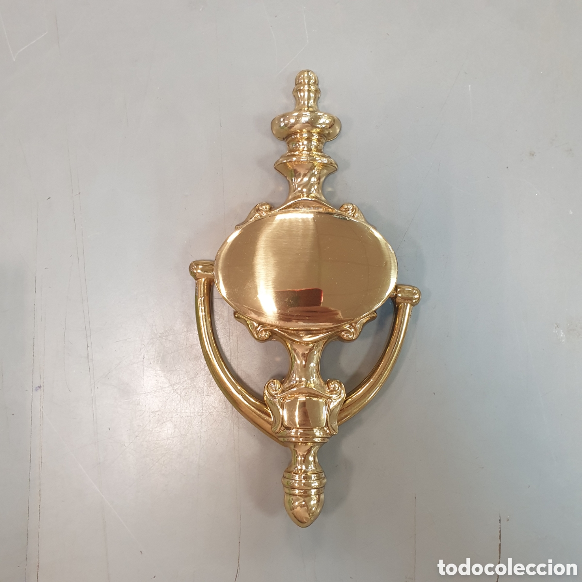 Nuevo: Aldaba bronce dorada 21x10.50 - Foto 1